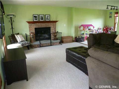 588 Bromley Rd, Riga, NY 14428 photo 6