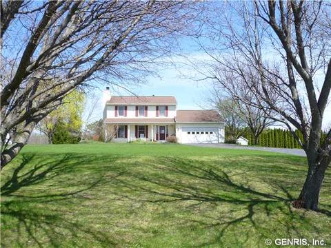 588 Bromley Rd, Riga, NY 14428 photo 1