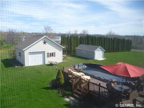 588 Bromley Rd, Riga, NY 14428 photo 2