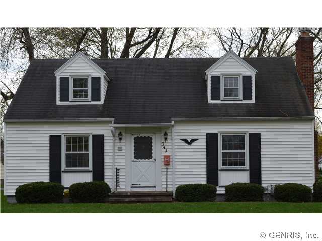 243 Coronado Dr, Rochester, NY 14617 photo 1