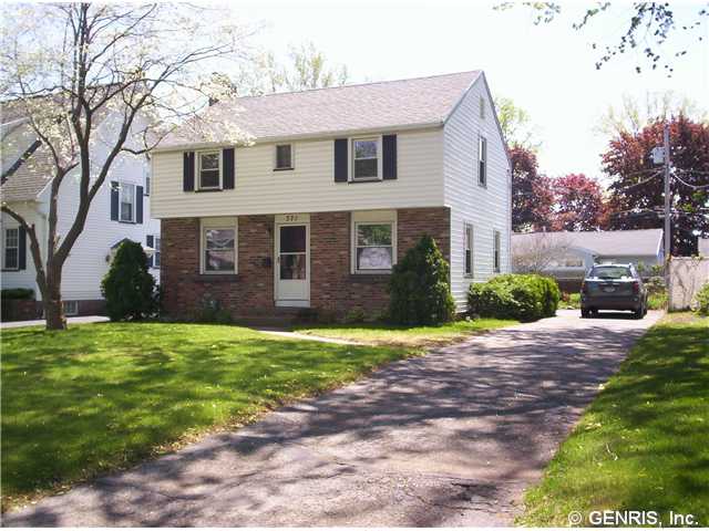 371 Winfield Rd, Rochester, NY 14622 photo 1