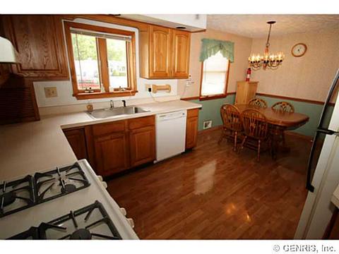 234 Longview Dr, Webster, NY 14580 photo 6