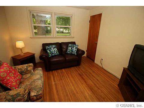 234 Longview Dr, Webster, NY 14580 photo 9