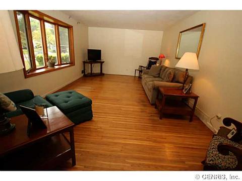 234 Longview Dr, Webster, NY 14580 photo 3