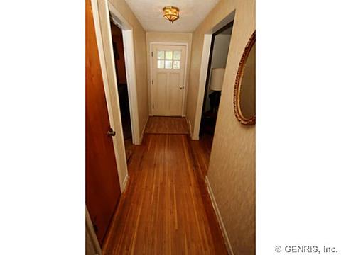 234 Longview Dr, Webster, NY 14580 photo 2