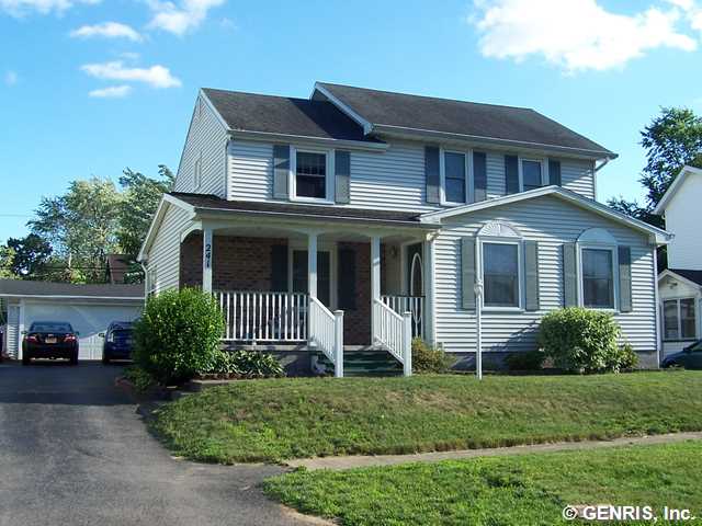 241 Zuber Rd, Rochester, NY 14622 photo 1