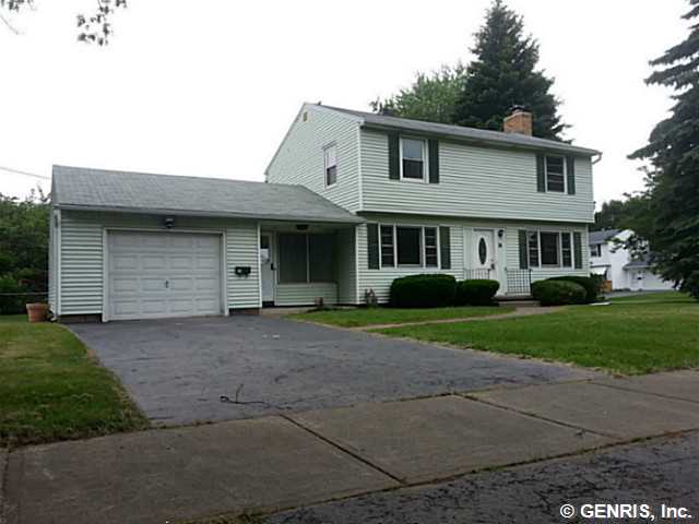 38 Edgebrook Ln, Rochester, NY 14617 photo 1