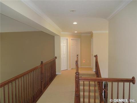528 Robindale Dr, Webster, NY 14580 photo 8
