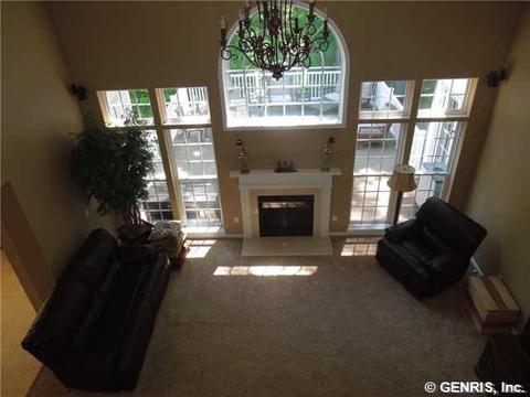 528 Robindale Dr, Webster, NY 14580 photo 5
