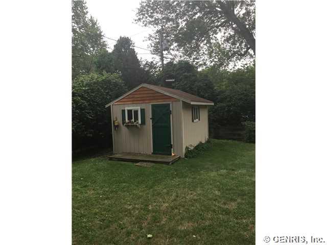 489 Pineview Dr, Webster, NY 14580 photo 5