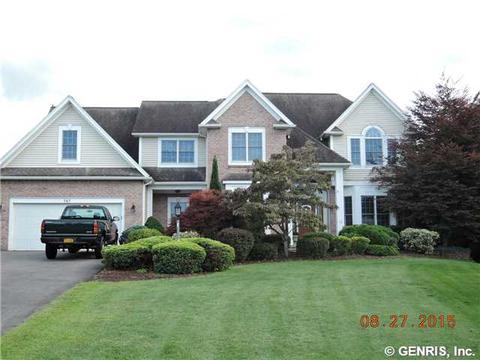 565 Deer Haven Dr, Webster, NY 14580 photo 1