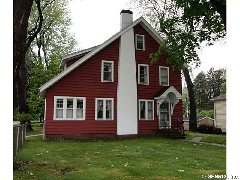 135 Pinegrove Ave, Rochester, NY 14617 photo 1