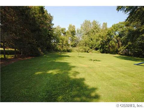 1240 State Rd, Webster, NY 14580 photo 16