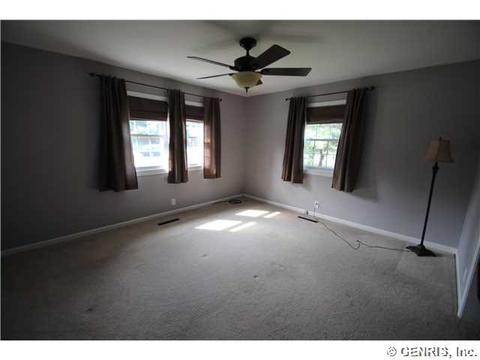 1240 State Rd, Webster, NY 14580 photo 9