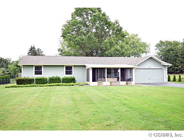 68 Bailey Rd, Hilton, NY 14468 photo 1