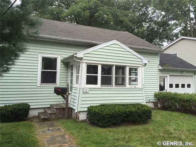 67 Trelawne Dr, Rochester, NY 14622 photo 1