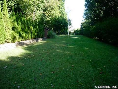 811 Coventry Dr, Webster, NY 14580 photo 22