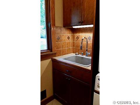 811 Coventry Dr, Webster, NY 14580 photo 23