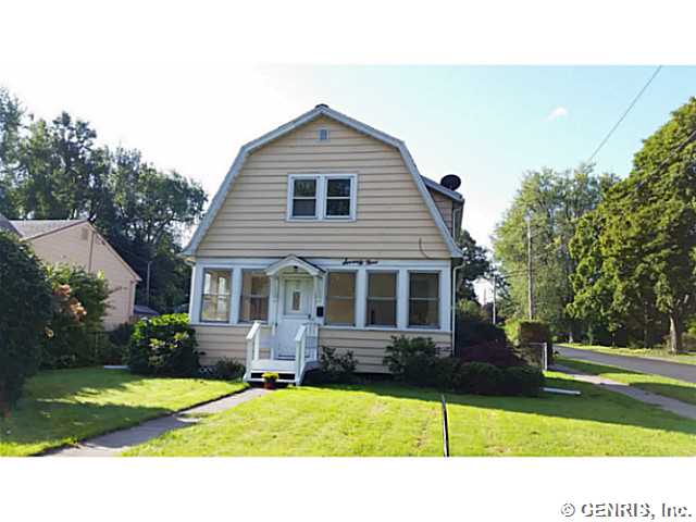 79 Oaklawn Dr, Rochester, NY 14617 photo 1