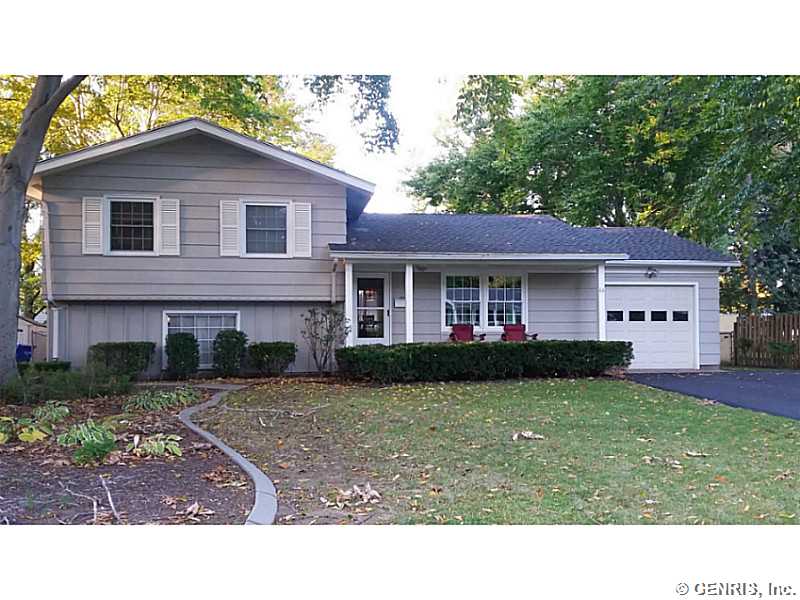 66 Wembly Rd, Rochester, NY 14616 photo 1