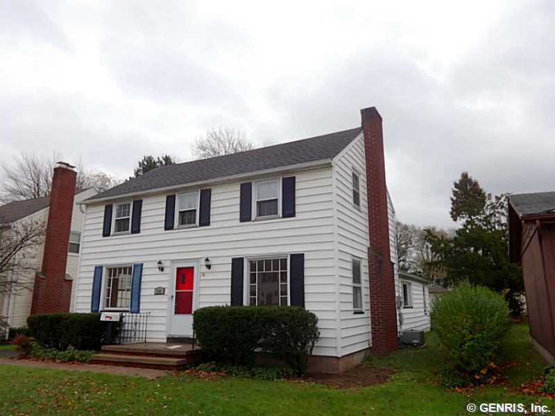 111 Yorkshire Rd, Rochester, NY 14609 photo 1
