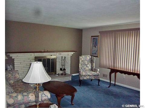 280 Webster Rd, Webster, NY 14580 photo 3
