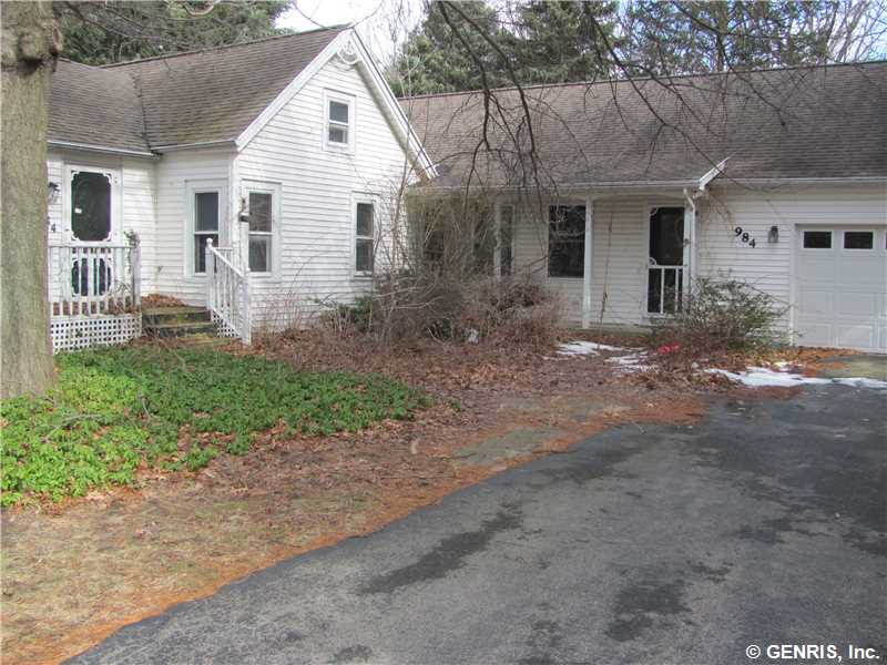 984 Brown Rd, Rochester, NY 14622 photo 1