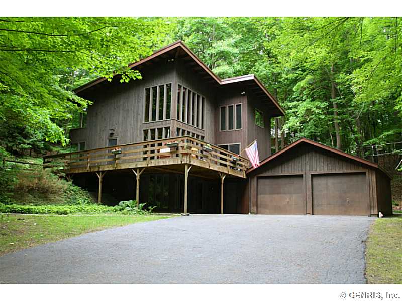 229 Hoffman Rd, Rochester, NY 14622 photo 1