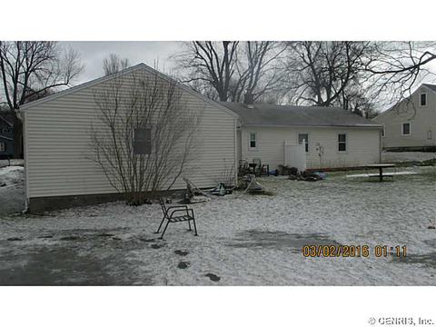 881 Phillips Rd, Webster, NY 14580 photo 2