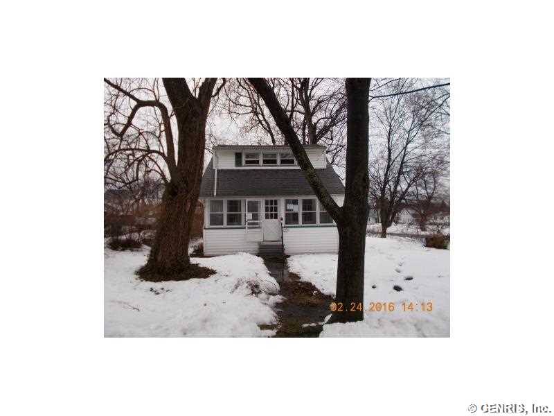 94 Adrian Rd, Rochester, NY 14622 photo 1
