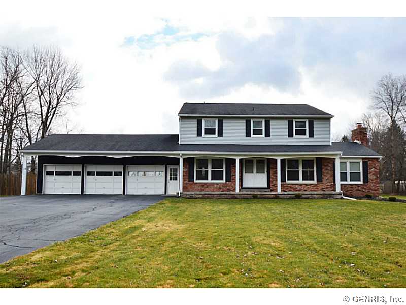 10 Firestone Dr, Rochester, NY 14624 photo 1