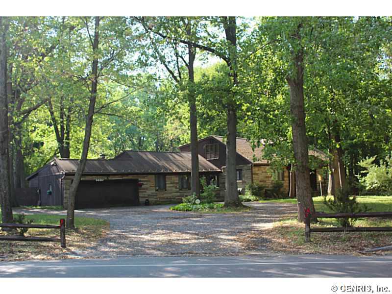 3915 Culver Rd, Rochester, NY 14622 photo 1