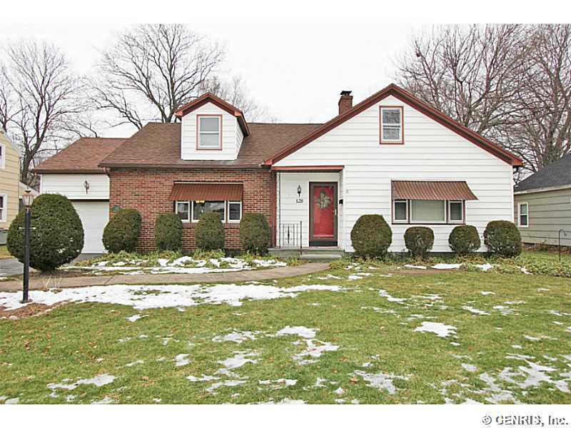 128 Simpson Rd, Rochester, NY 14617 photo 1