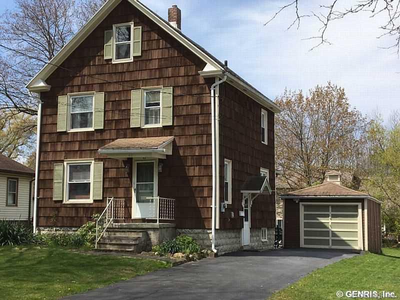 42 Baker St, Webster, NY 14580 photo 1