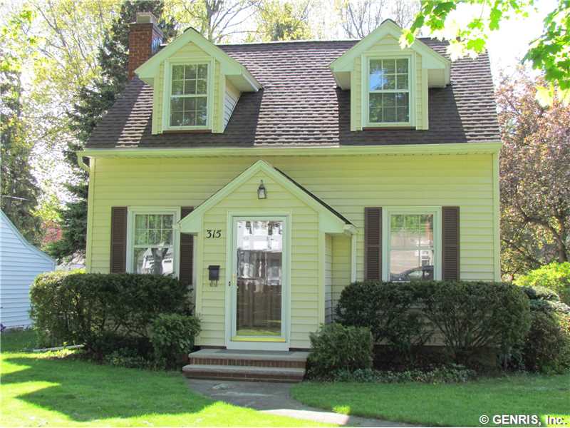 315 Walzer Rd, Rochester, NY 14622 photo 1