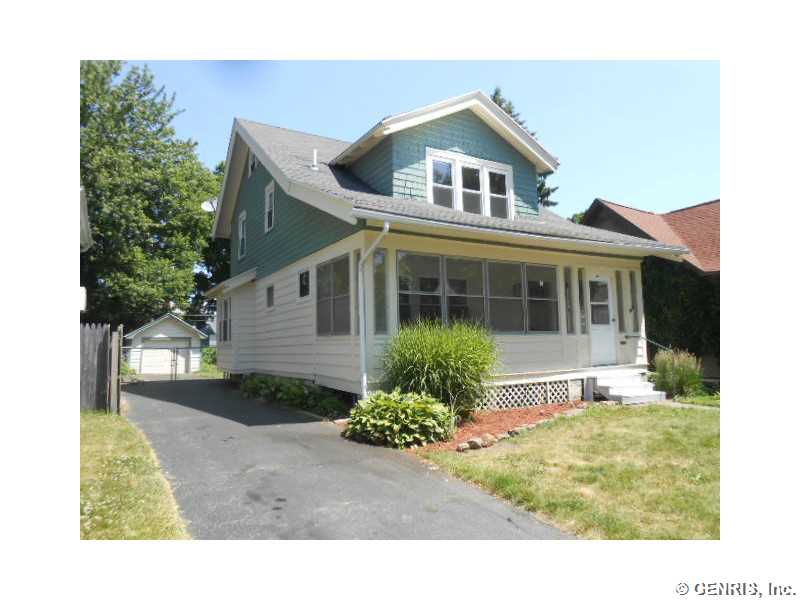 56 Spencer Rd, Rochester, NY 14609 photo 1