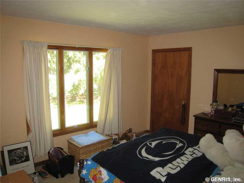 32 Pratt Rd, Manchester, NY 14504 photo 11