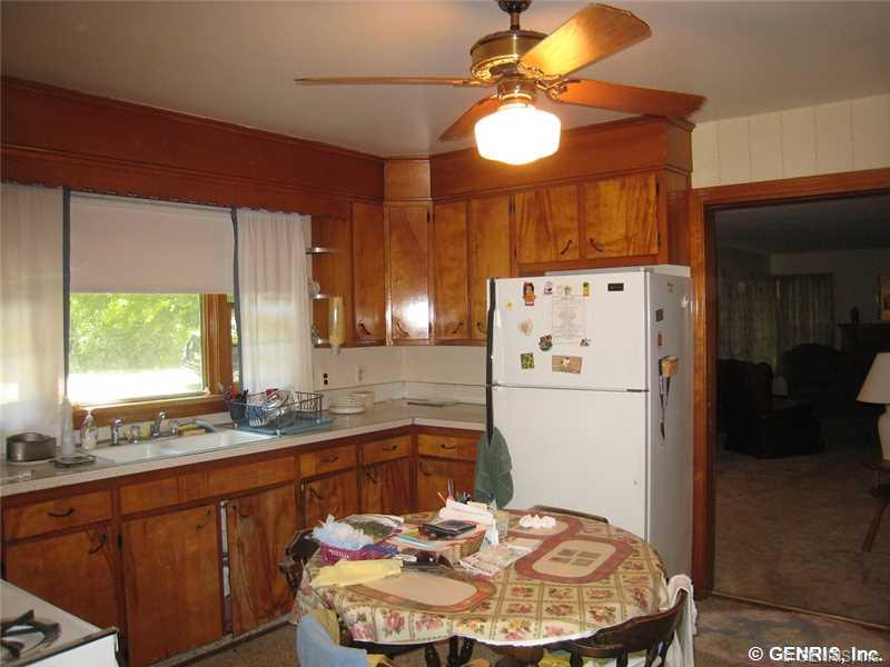 32 Pratt Rd, Manchester, NY 14504 photo 5