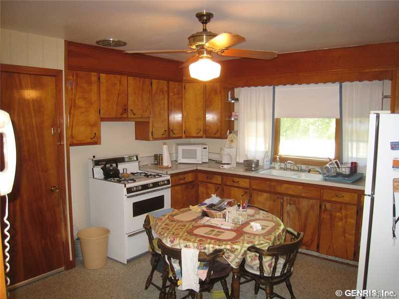 32 Pratt Rd, Manchester, NY 14504 photo 6