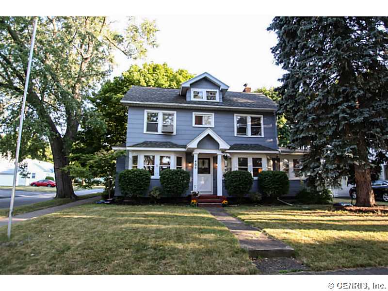 405 Hurstbourne Rd, Rochester, NY 14609 photo 1