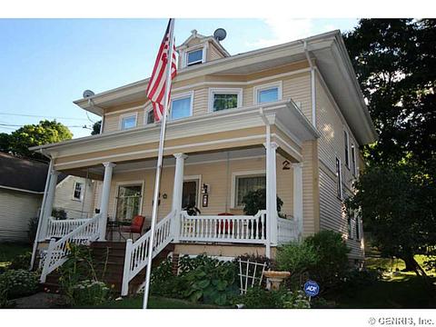 8 Eagle St, Mount Morris, NY 14510 photo 3