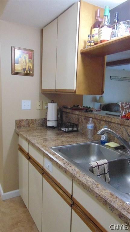 6183 Diffin Rd, Cicero, NY 13039 photo 22