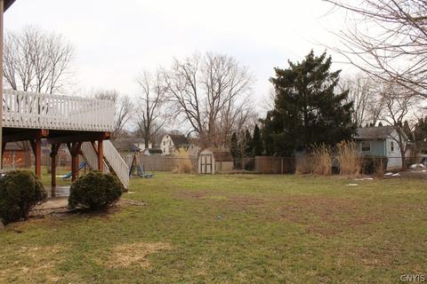 709 N Center St, East Syracuse, NY 13057 photo 15
