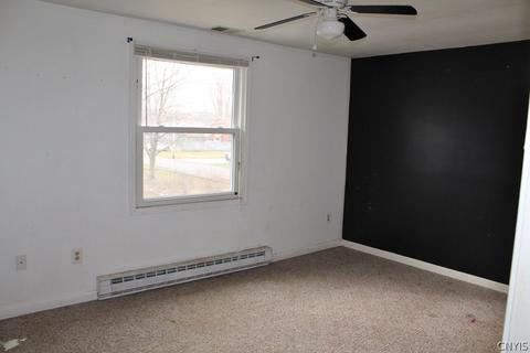 709 N Center St, East Syracuse, NY 13057 photo 10