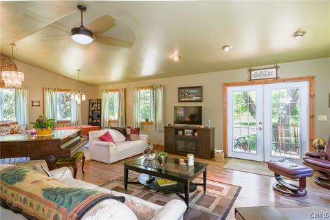 4903 Guy Young Rd, Brewerton, NY 13029 photo 18