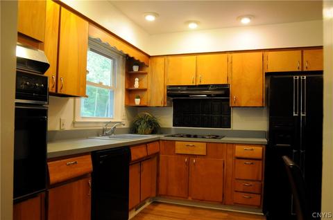 212 Ardsley Dr, Syracuse, NY 13214 photo 11