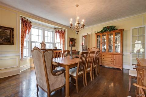 6 Brattle Rd, Syracuse, NY 13203 photo 11