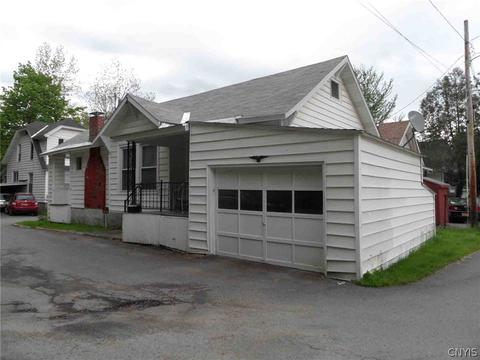 11 Hillside Pl, German Flatts, NY 13357 photo 3