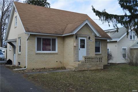 4817 James St, East Syracuse, NY 13057 photo 1
