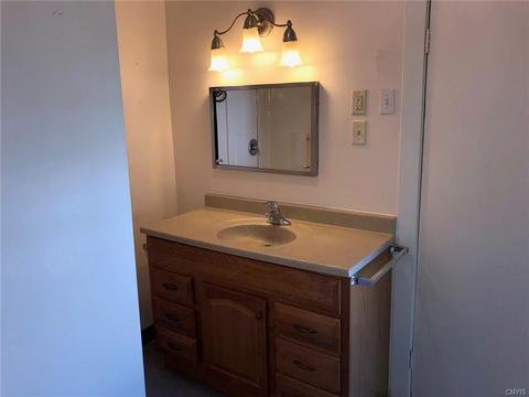 414 Broad St, Oneida, NY 13421 photo 26